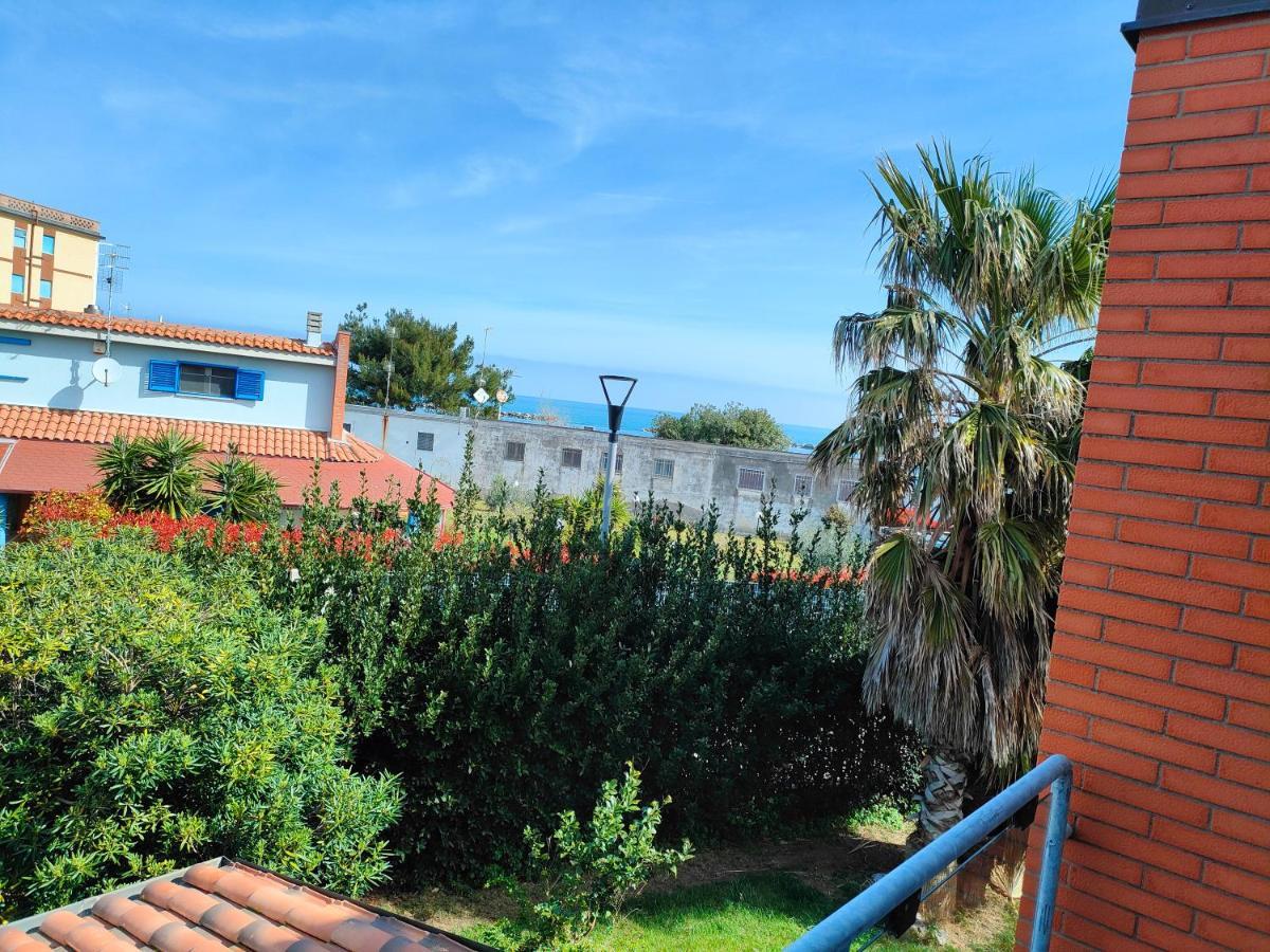 Villetta Sul Mare 泰尔莫利 外观 照片
